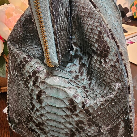 PELLE Python Collection Large Bag - Picture 10 of 12